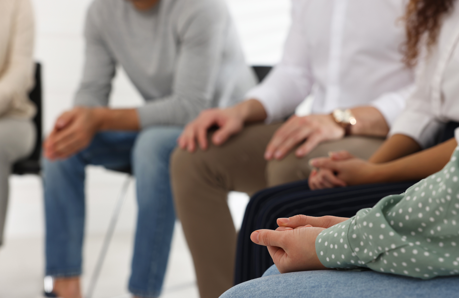 Cover image for Helping an Alcoholic: Proven Strategies for Helping a Loved One