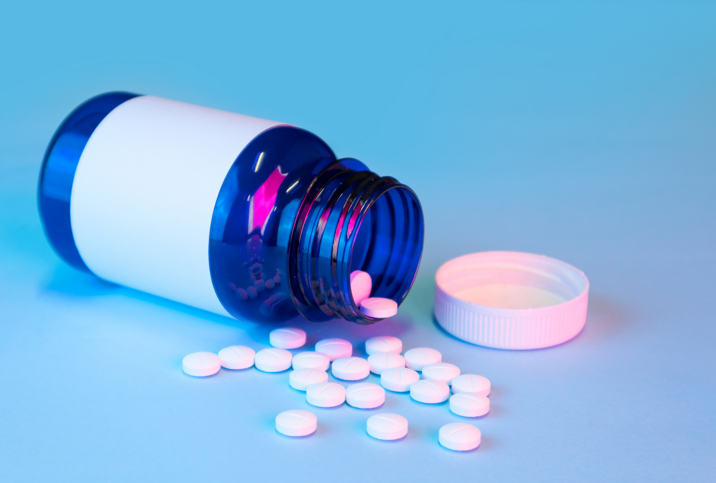 Cover image for How Is Xanax Abused? 13 Signs To Look Out For